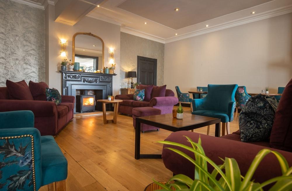 Rowton Hall Hotel & Spa