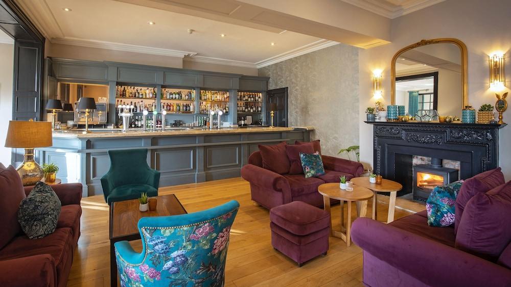Rowton Hall Hotel & Spa