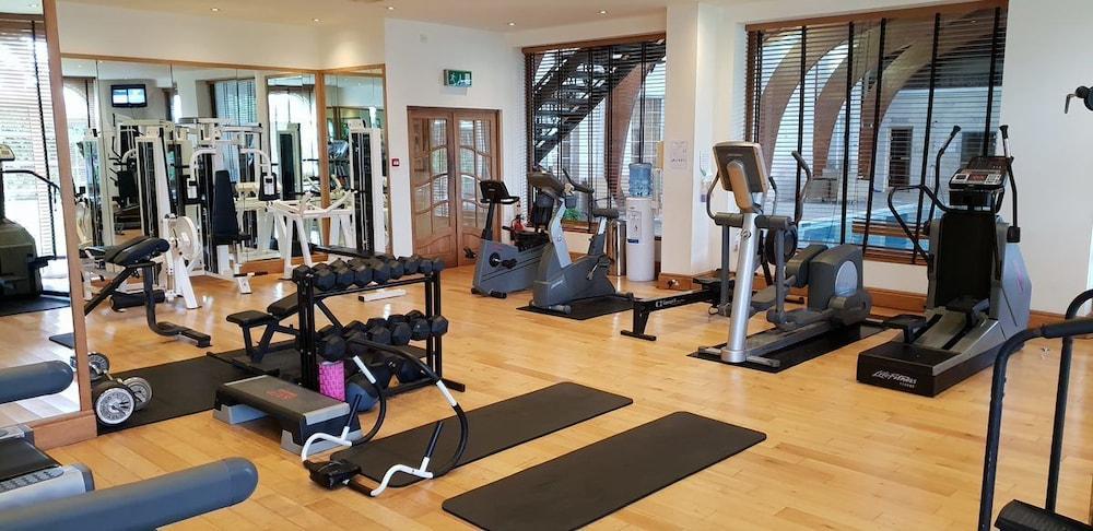 Rowton Hall Hotel & Spa