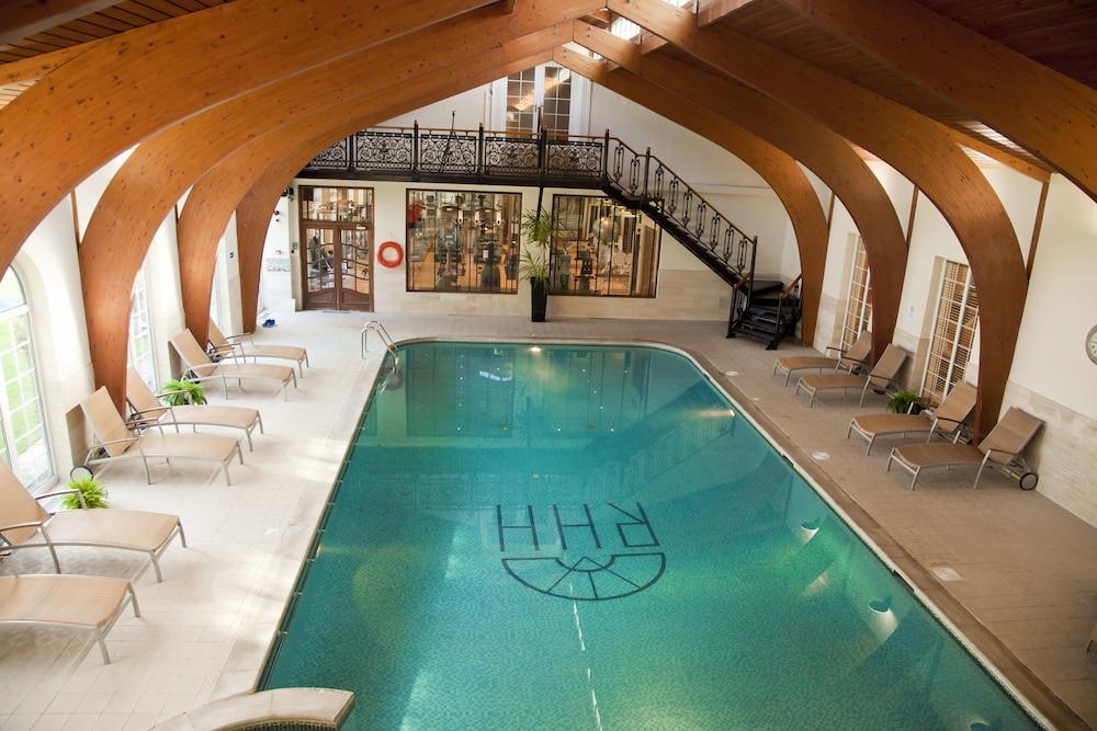Rowton Hall Hotel & Spa