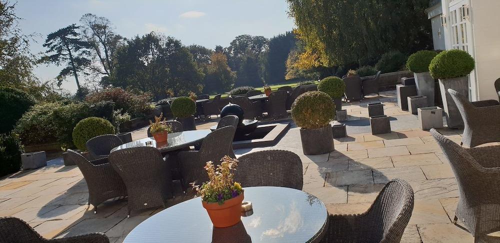 Rowton Hall Hotel & Spa