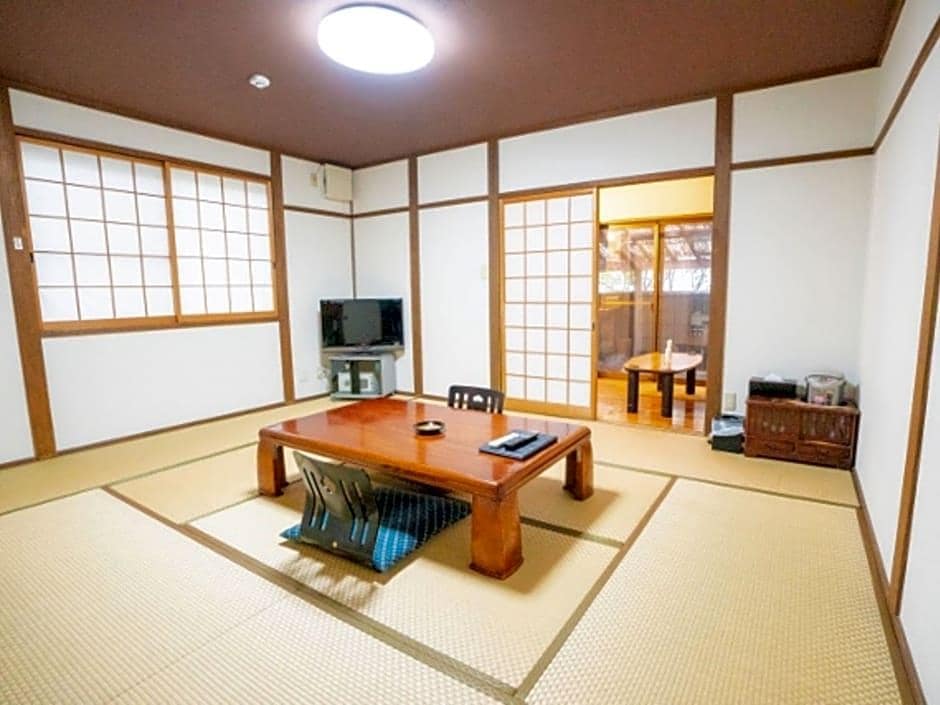 Yufu No Oyado Yamamomiji