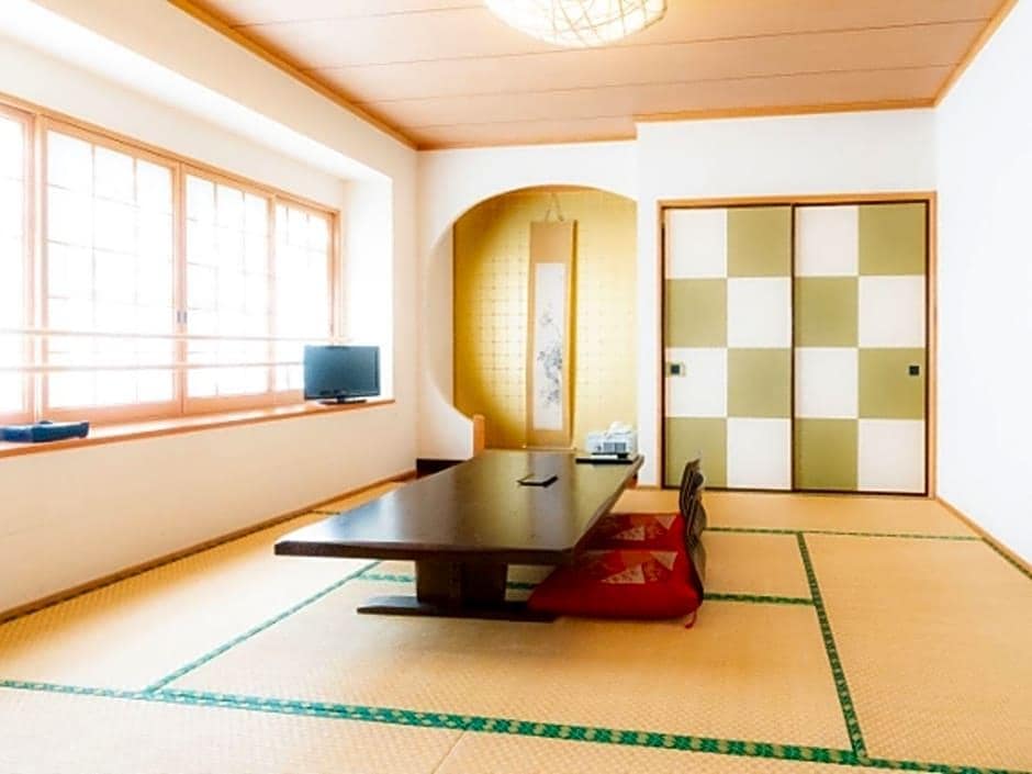 Yufu No Oyado Yamamomiji