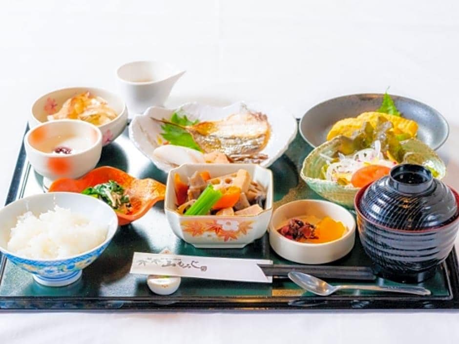 Yufu No Oyado Yamamomiji