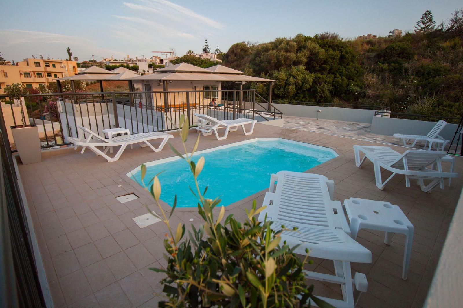 Elia Stalos Apartments