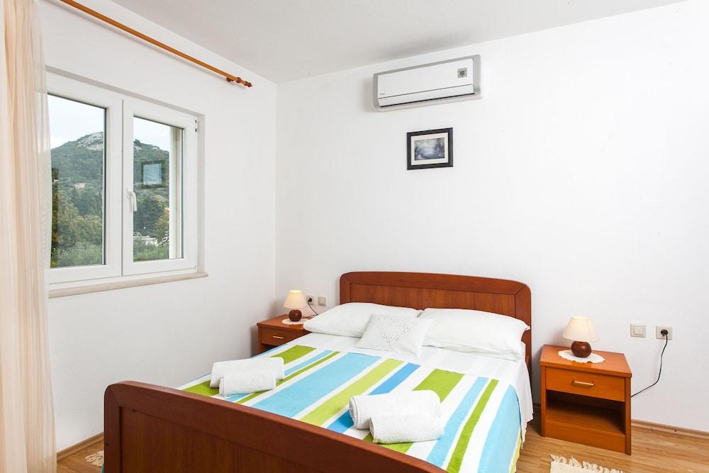Apartments Ana
