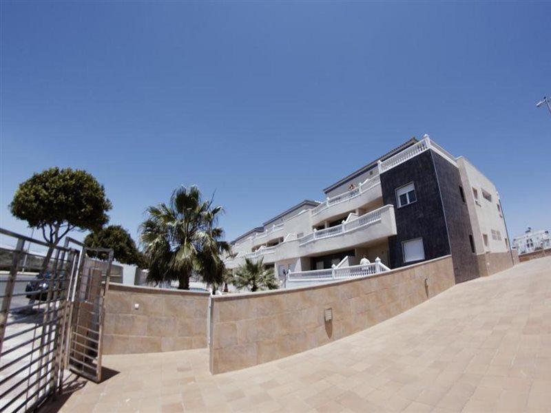 Apartamentos H3 Laguna Playa