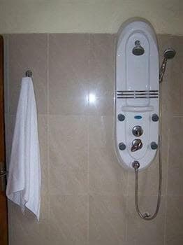 Wavecrest Hotel