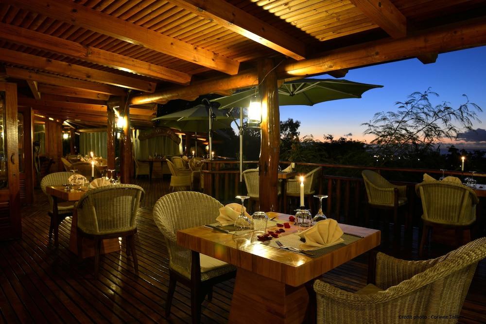 Lodge Roche Tamarin & Spa - Village Nature