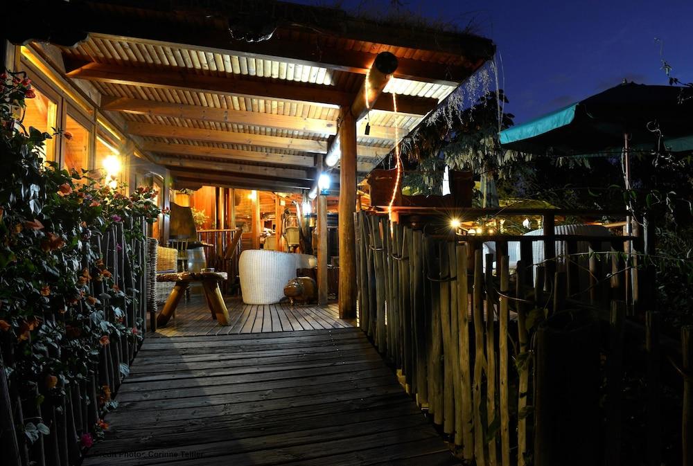 Lodge Roche Tamarin & Spa - Village Nature