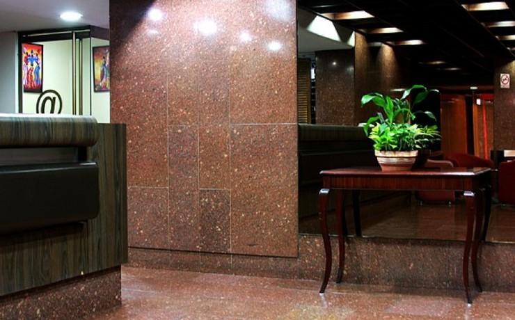 Hotel Cuarta Avenida Suites