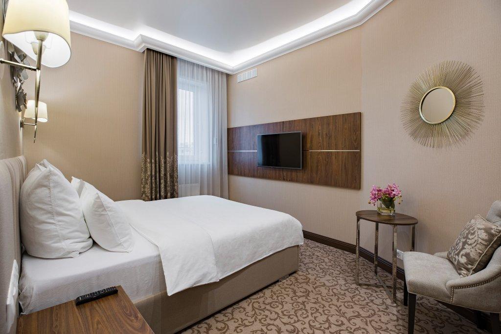 Open City Hotel