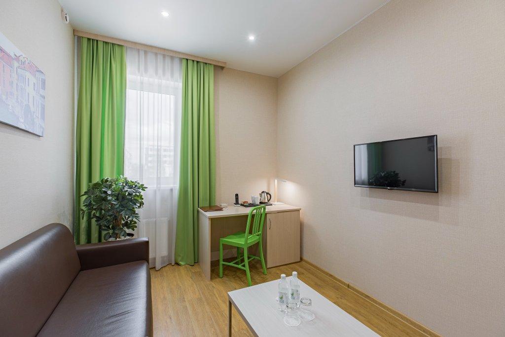 Open City Hotel