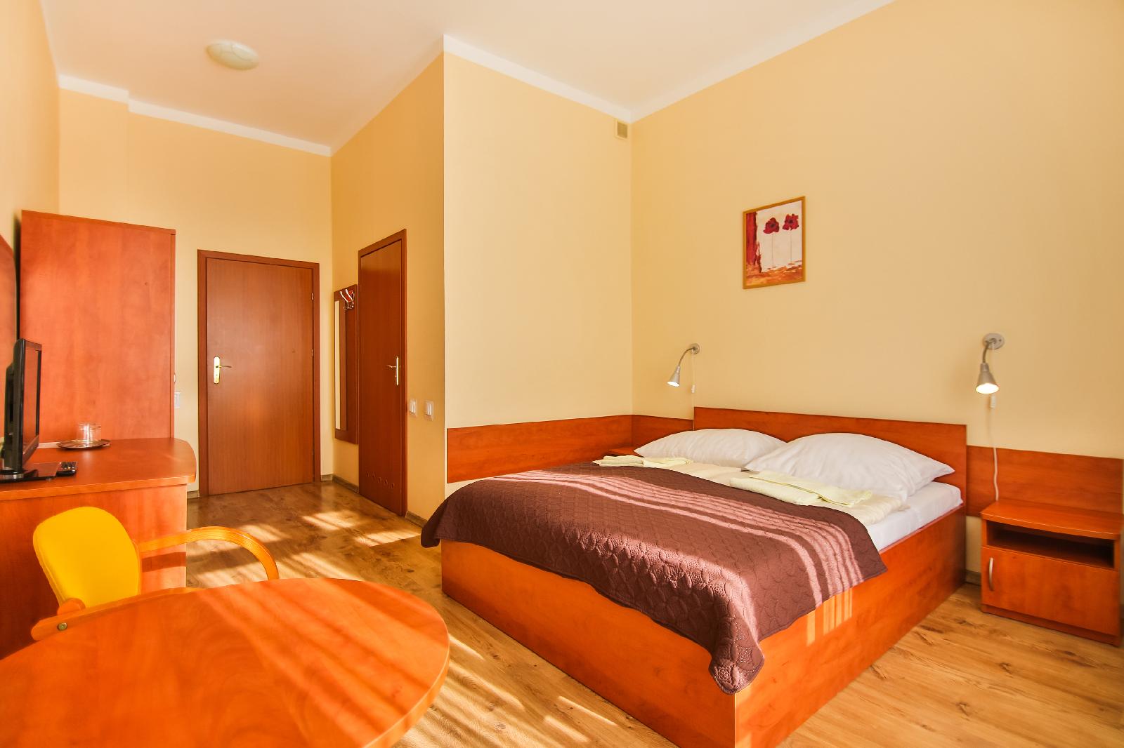 Villa Antares I & II