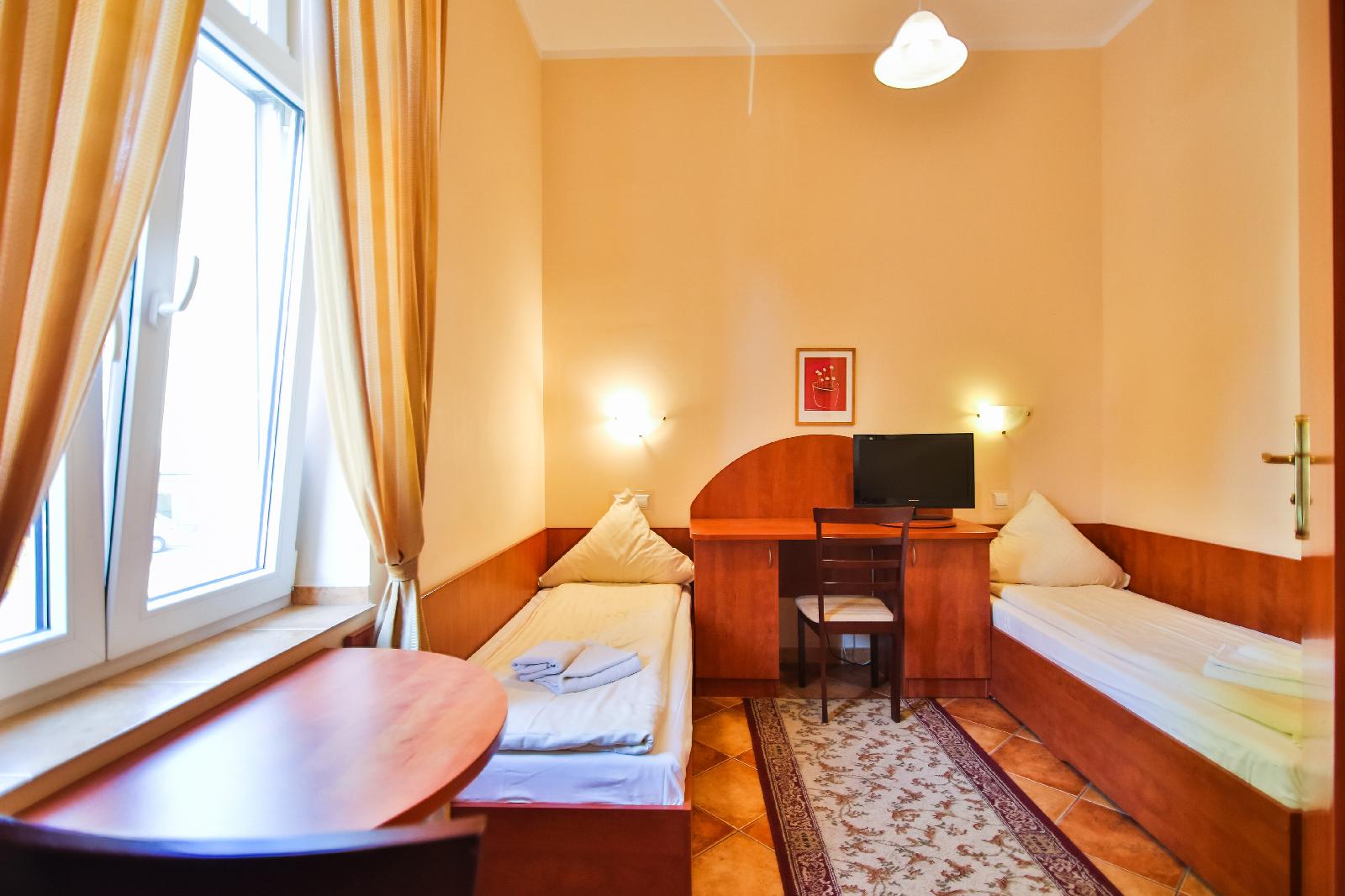 Villa Antares I & II