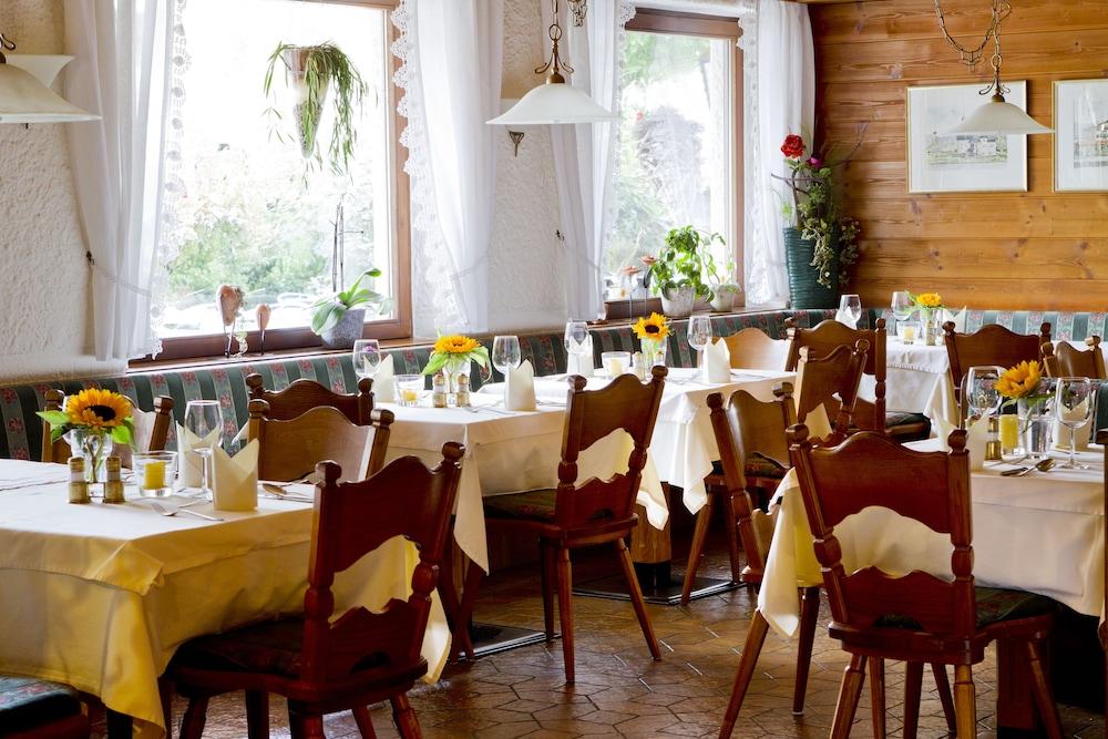 Hotel Gasthof Zum Lowen