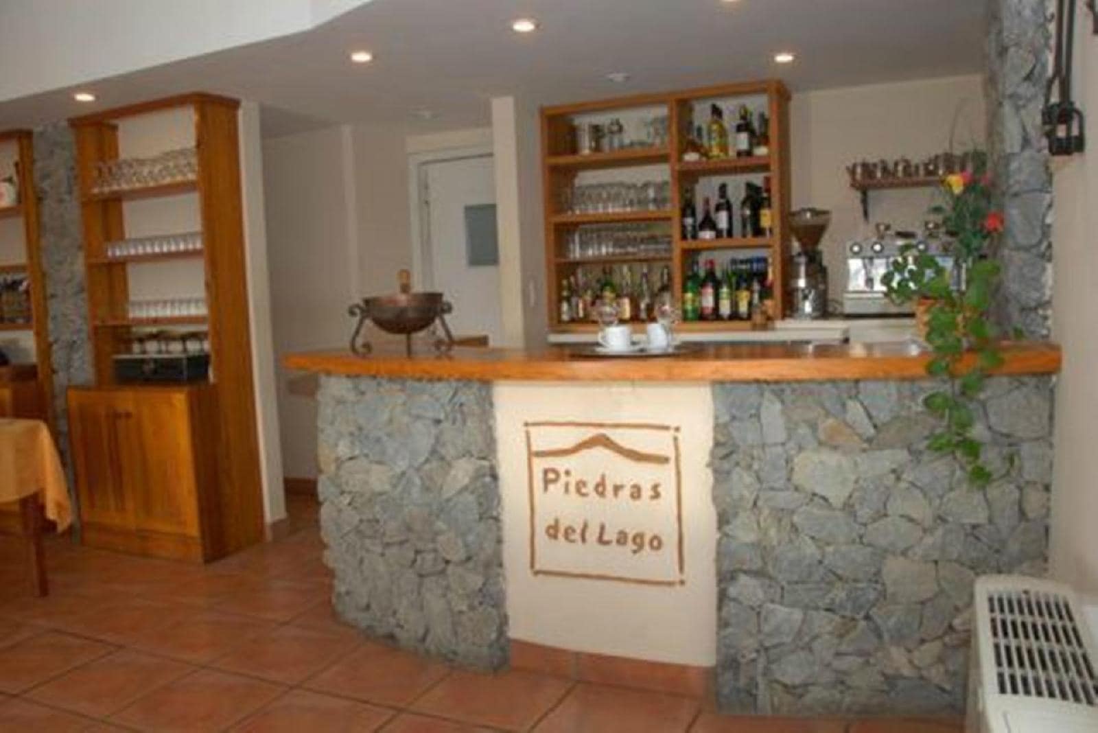 Piedras del Lago