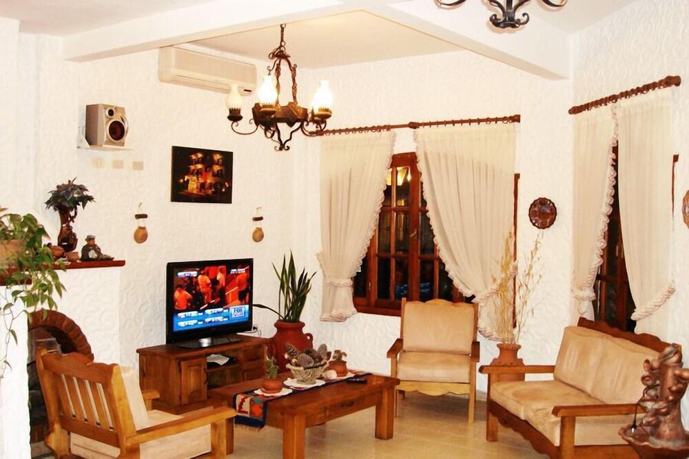 Hotel Colonial San Bernardo