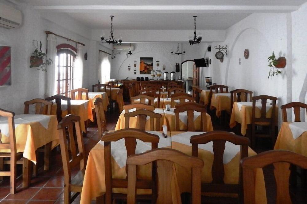 Hotel Colonial San Bernardo