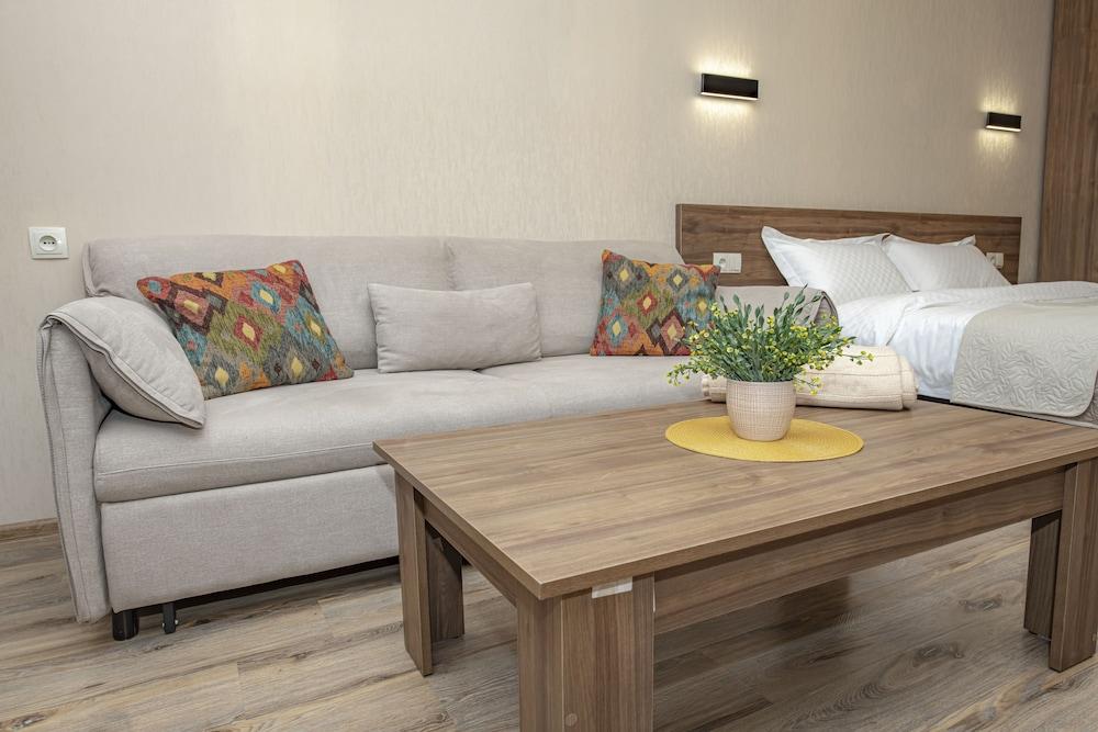 Crystal Hotel & Spa