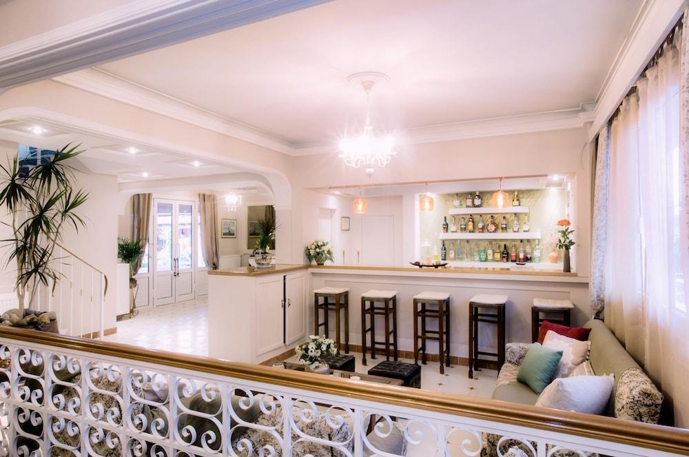 Sirena Beach Hotel