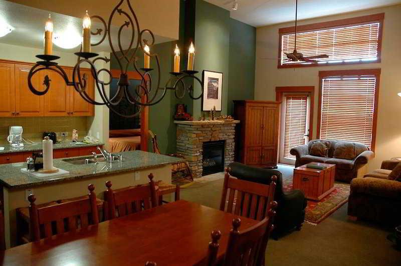 The Village At Mammoth Lakes