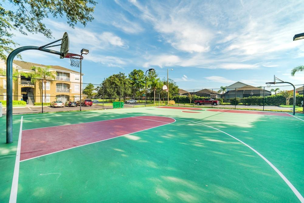 Windsor Palms Condominiums