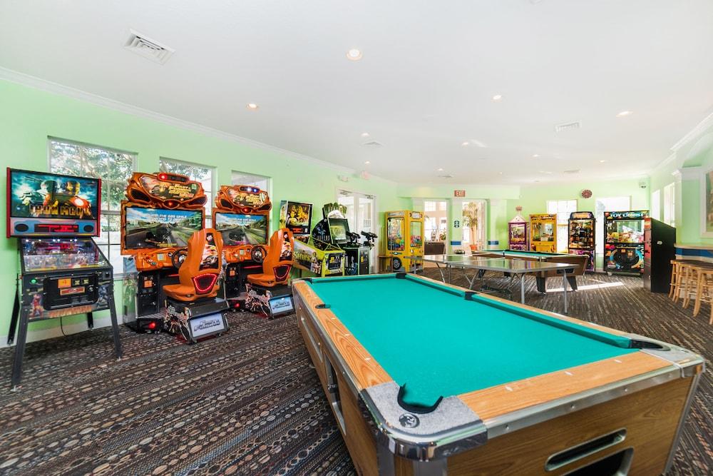 Windsor Palms Condominiums