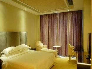 Yichang Guobin Bandao Hotel