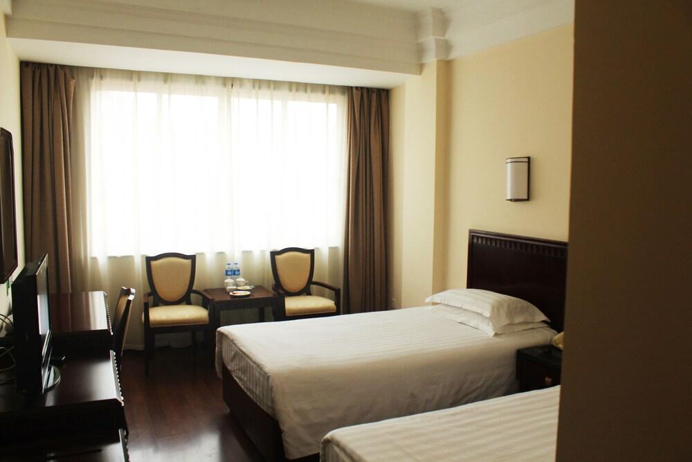 Wenfeng Hotel