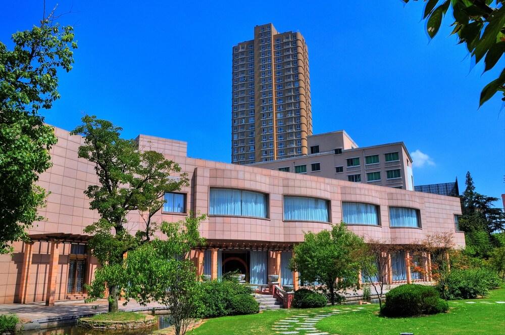 Wenfeng Hotel