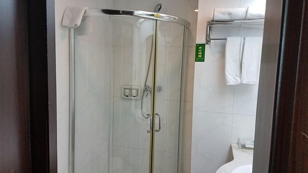 Wenfeng Hotel