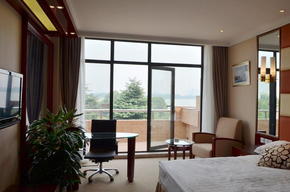 Lakeview Park Resort Hotel Wuxi