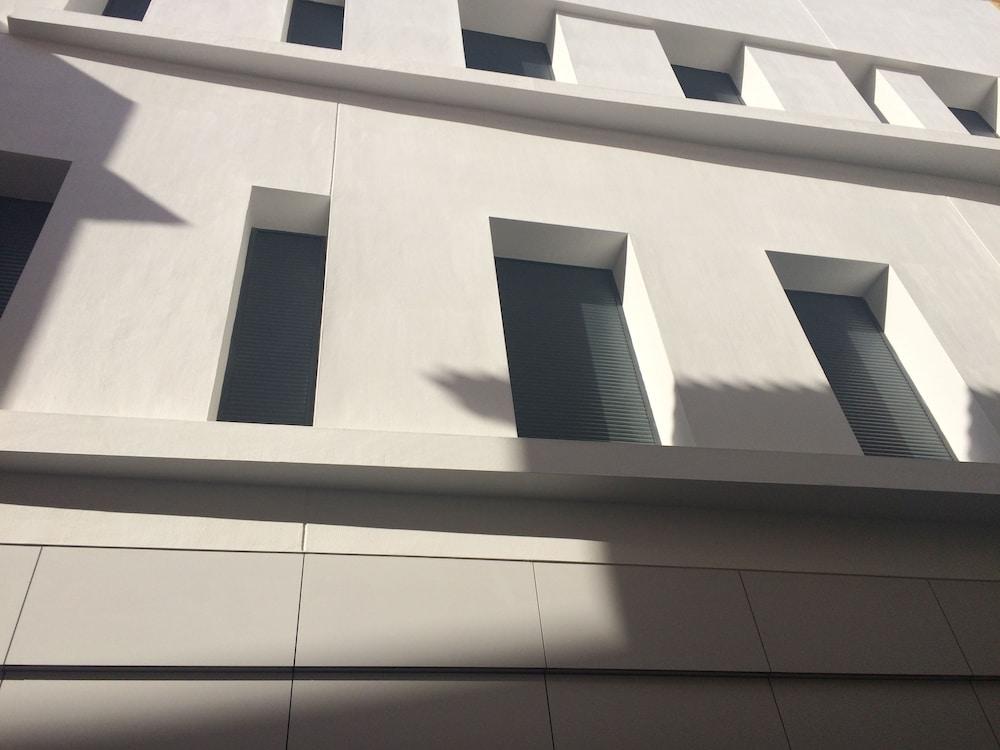 Hotel Blue 8