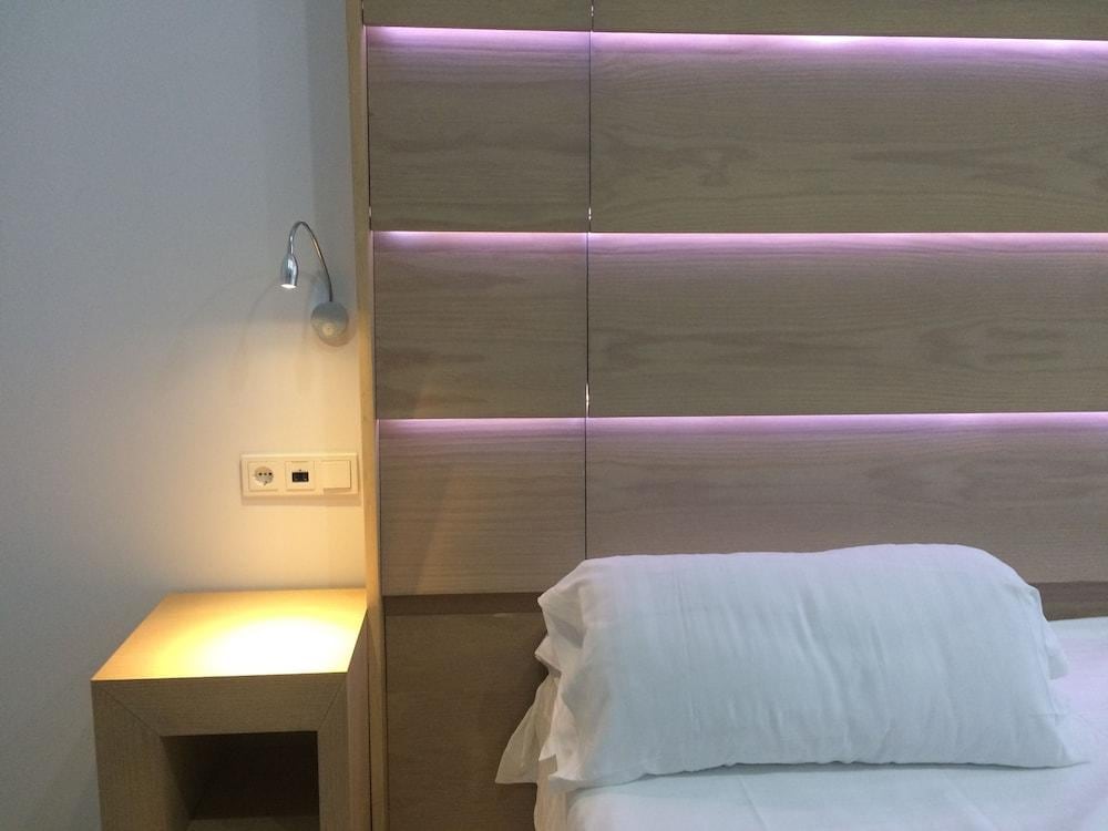 Hotel Blue 8