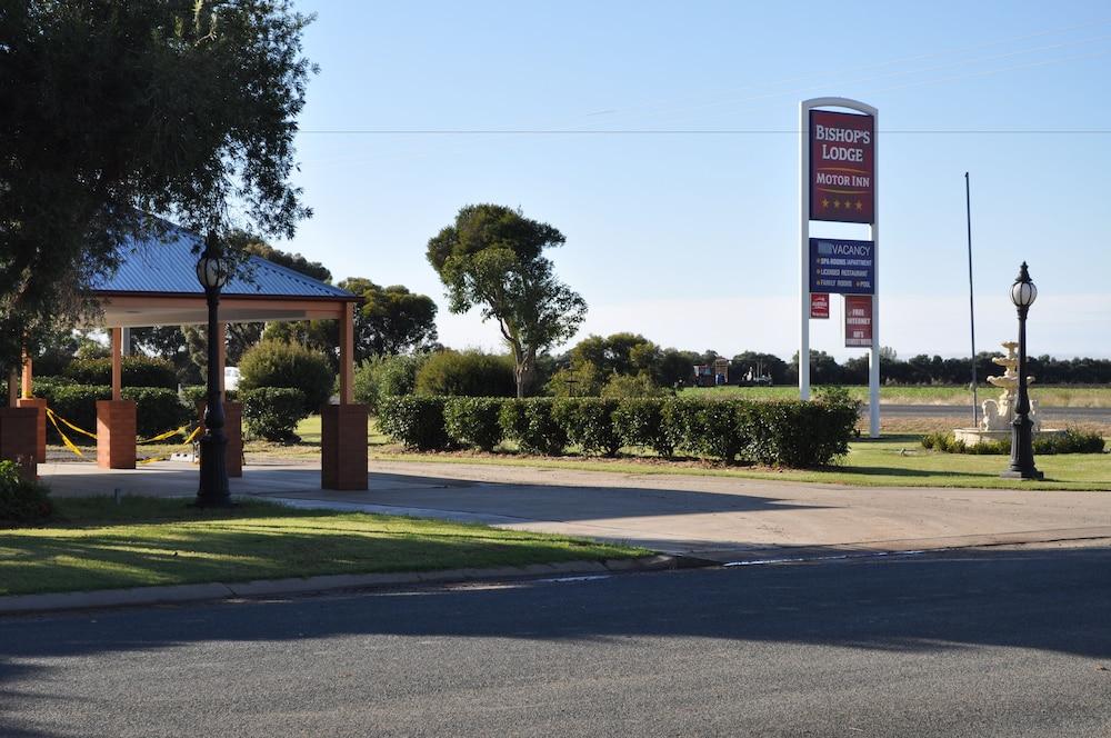 Bishop's Lodge Motor Inn