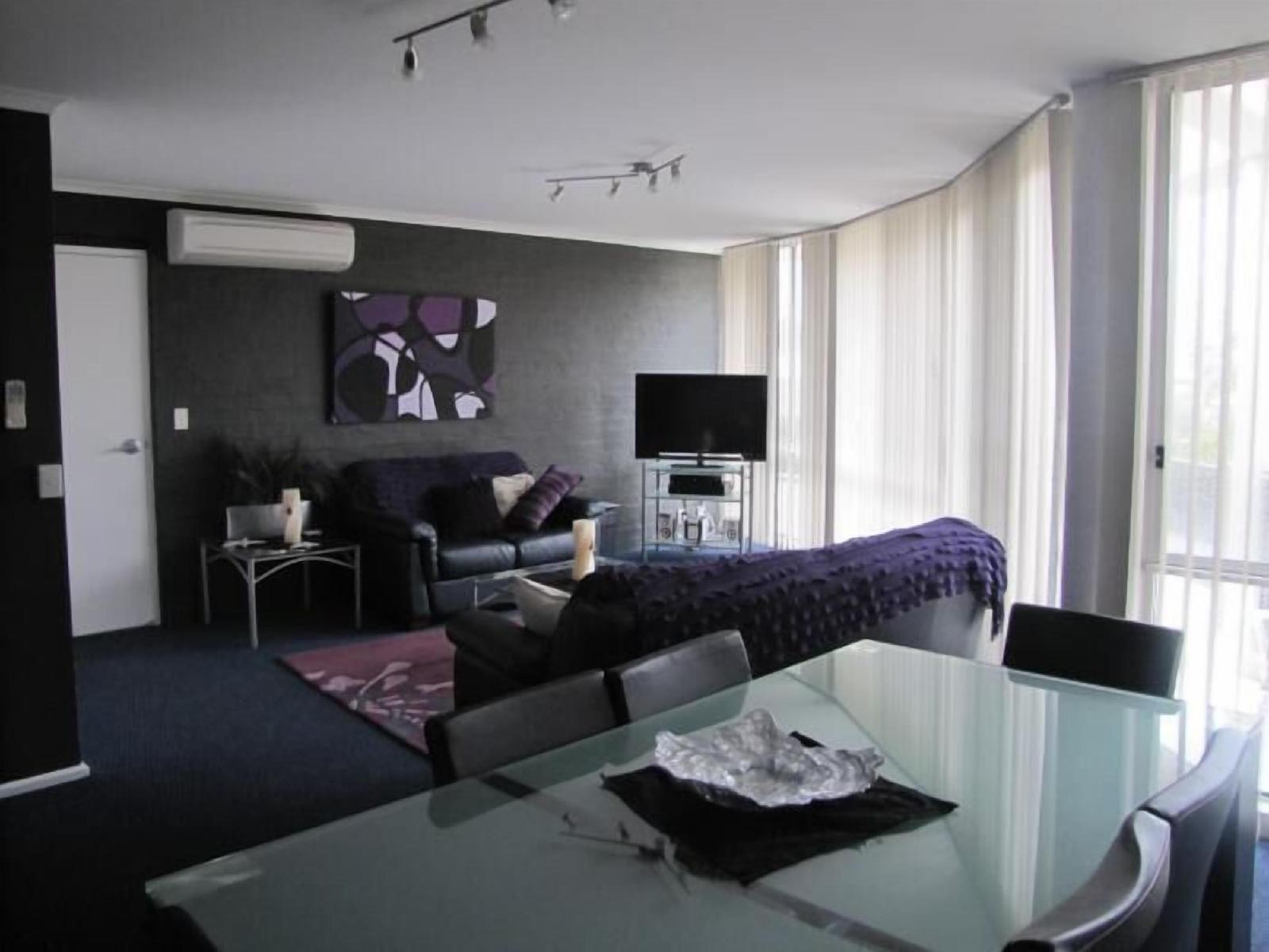 Apollo Apartments