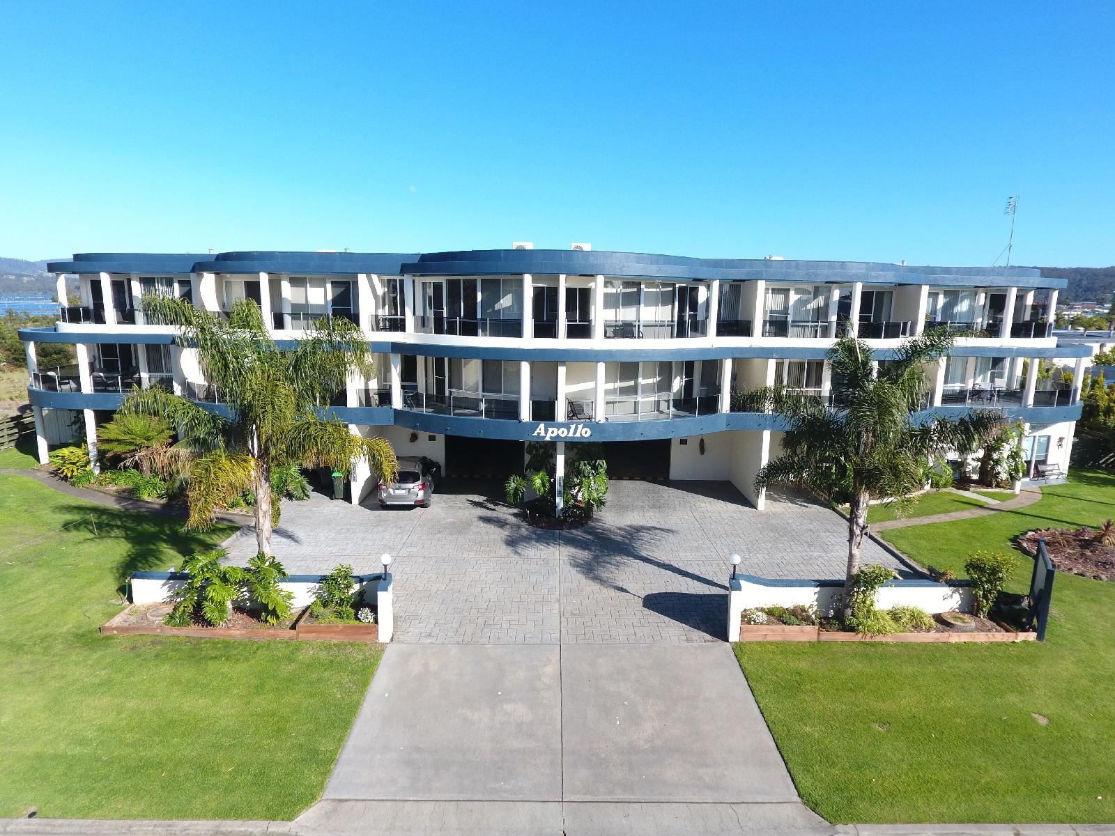 Apollo Apartments
