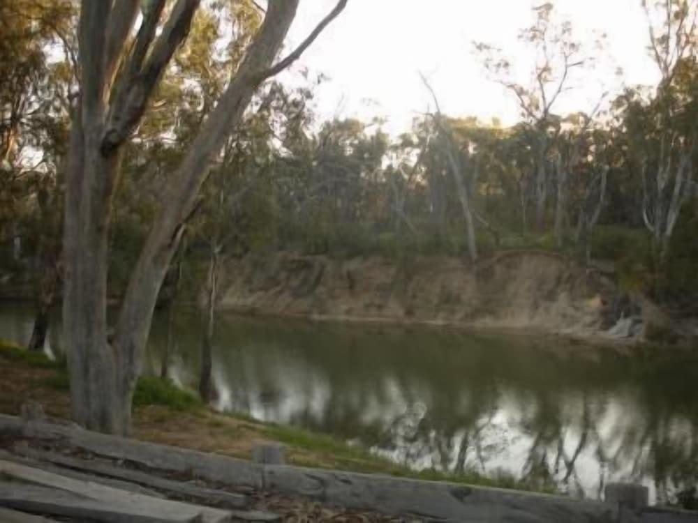 Echuca Hotel