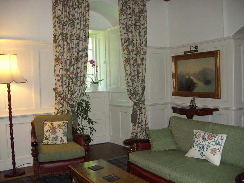 Barcaldine Castle