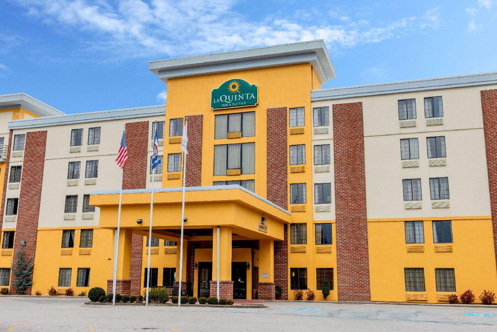 La Quinta Inn & Suites Elkview - Charleston NE