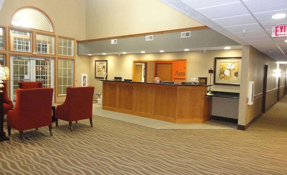 AmericInn Hotel & Suites Pella