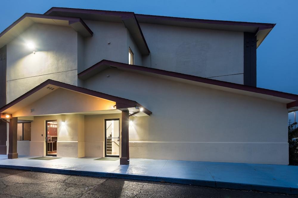 Motel 6 Findlay