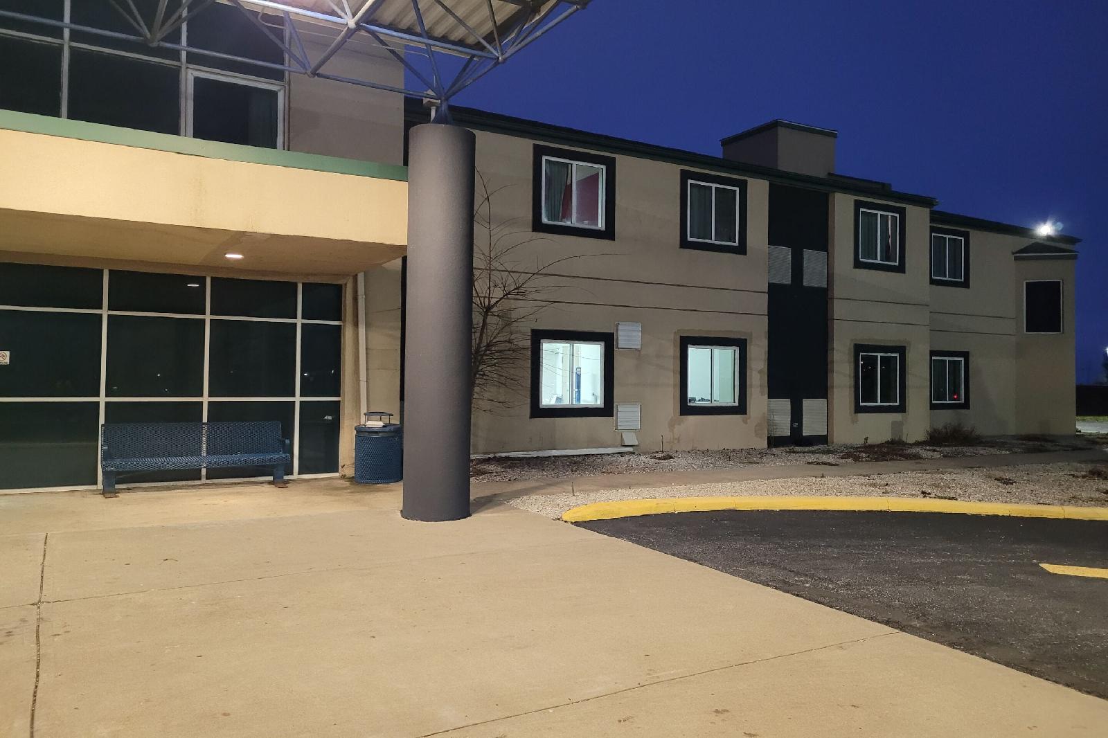 Motel 6 Minonk IL