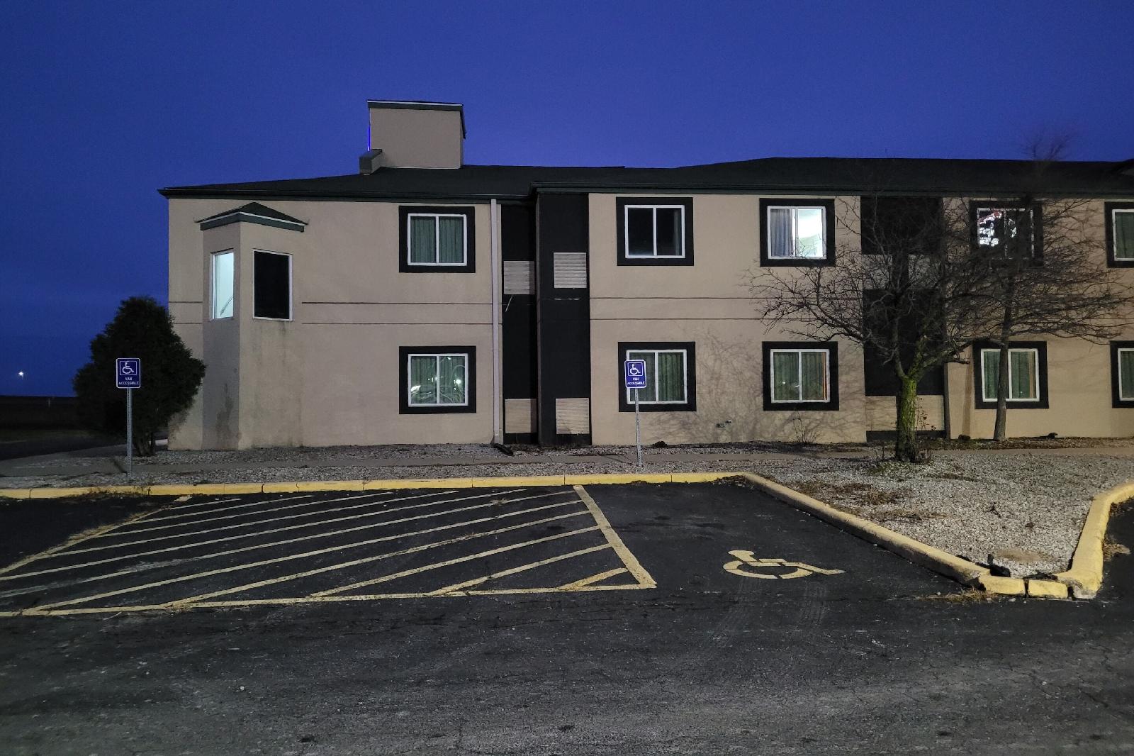 Motel 6 Minonk IL