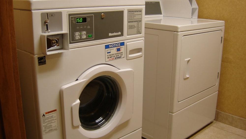 Holiday Inn Express Fremont (Angola Area)