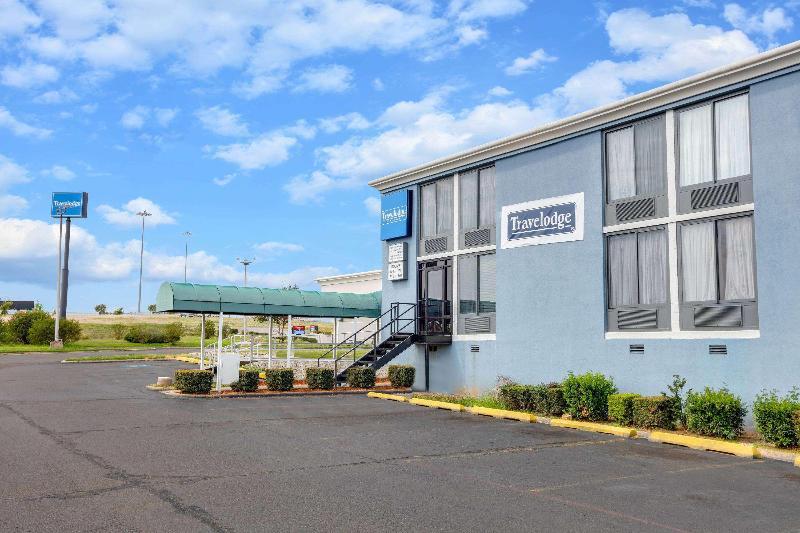 Knights Inn Texarkana