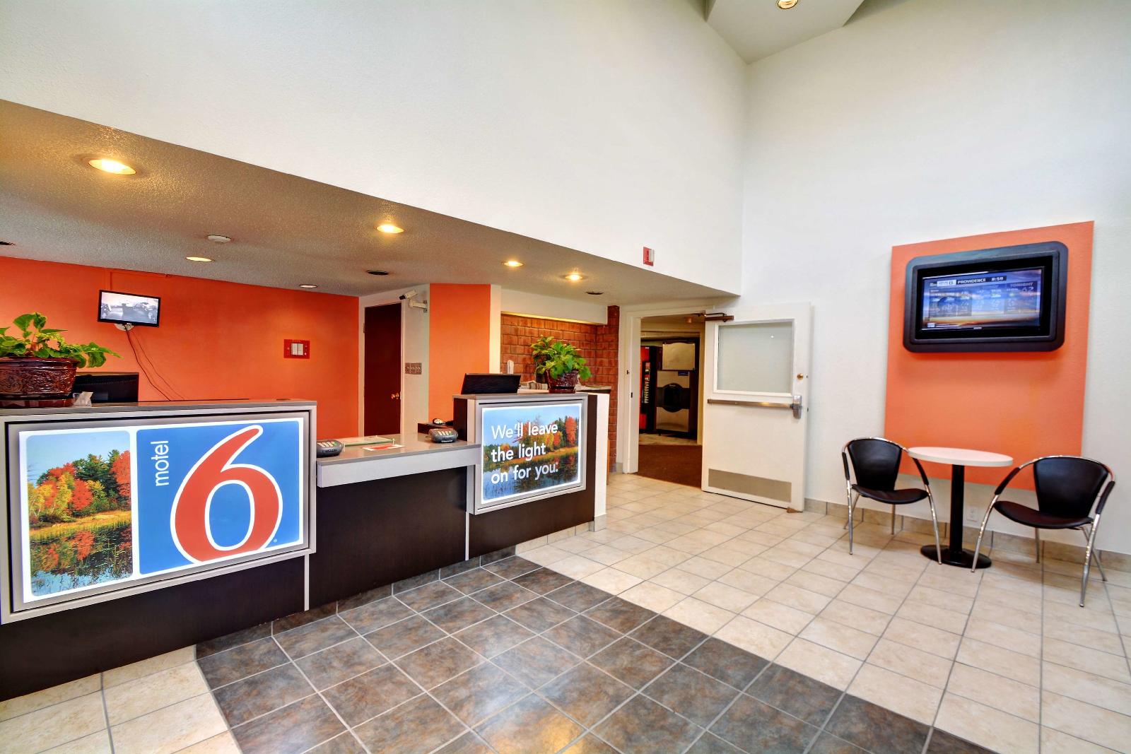 Motel 6 Newport RI