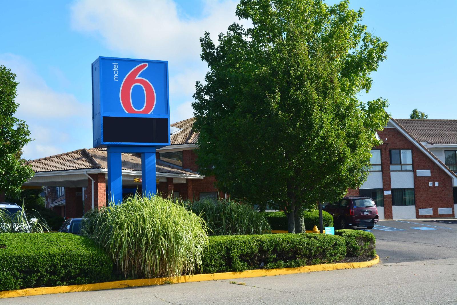 Motel 6 Newport RI