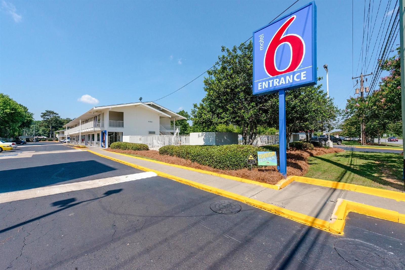 Motel 6 Columbus GA